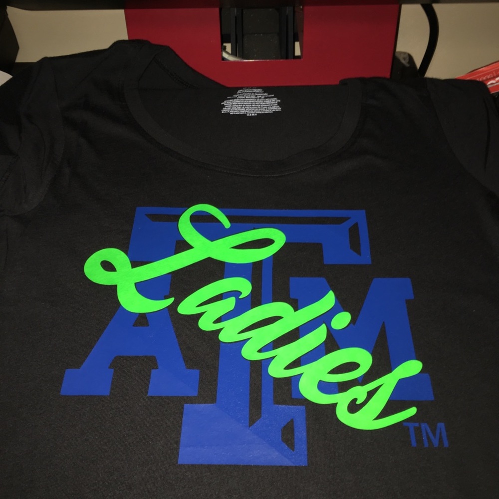 Customize apparel - Picture 2 of 8
